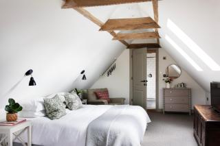 The Mistley Thorn - 8