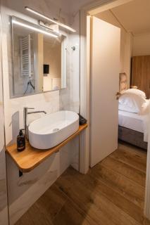 Villy's Comfort Zone Apartments - 5