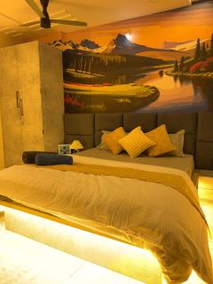 Modern & Cozy 1BHK Retreat For Couples & Family - 9