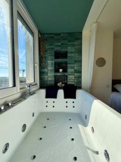 Groovy Suite, Jacuzzi et Clim, T3 métro Saint Cyprien - 4