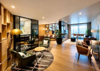 D1mension & Zenity - Signature Suites - Gym & Pool - District 1 - 4