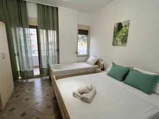GIULIA'S Seaside Apartments - 7