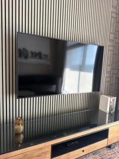 Deluxe fully furnished apartment in Menlyn Maine residence 902 - 8