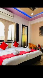 Hotel Pratap Palace - 8