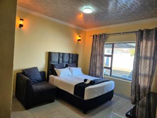 G Chester Guest House - 3