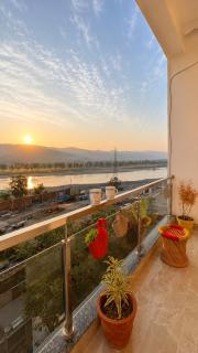 Advaitam Ganga & Hill View Homestay by the Ganges Ghat - Luxury 3 BHK - 4