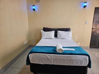 G Chester Guest House - 6