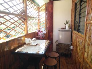 Alona's Traditional Filipino Home near 100 Islands Wharf - 6