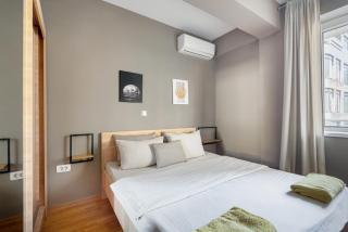 Sofija's Exclusive Parkside Apartment 2 - 6