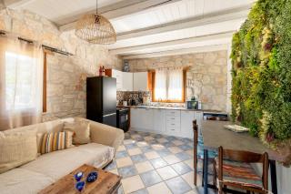 Botonis Houses - Modern Villas, Timeless Beauty - 4