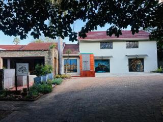 Waterhole Lodge - 9