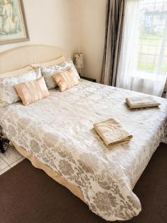 Alpha Self-Catering - 2