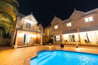 Stunning Villa with Pool, 5 Min to Beach - LB2 - 0