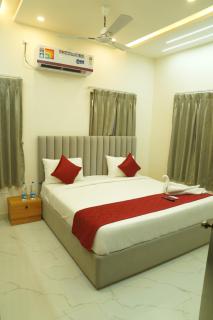BHARATHI STAYS Ultra luxury rooms 1RK Studio Apartments & 2BHK Apartments - 8
