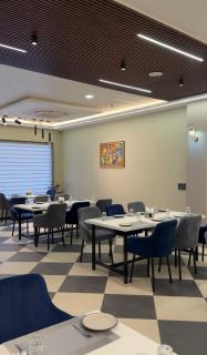 Riviera Hotel and Resort - 8