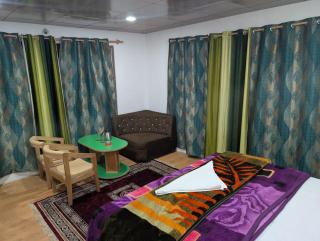 Nubra Hillview Guesthouse - 4