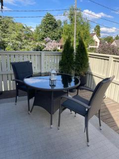 Cozy 1 Bedroom Apartment with Balcony & City Views - 8
