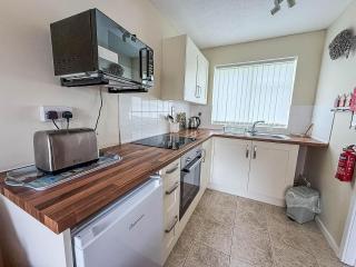 Lovely 4 Berth Chalet To Hire In Hemsby Nearby The Beach Ref 18177B - Hemsby - 7