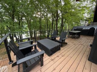 New Modern Lakefront Close to Wisp - 6