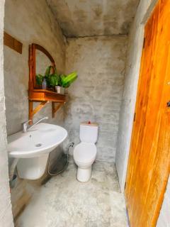 Exciting Tree house and 2 Chalets, Spring valley farm stay Buttala, Okkampitiya - 8