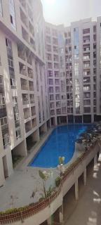 Luxury apartment in Zahraa Maadi with a view of the pool - 0