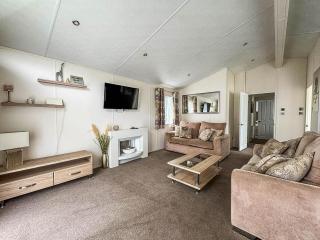 Luxury 6 Berth Lodge With Wifi At Broadland Sands In Suffolk Ref 20011Cv - 6