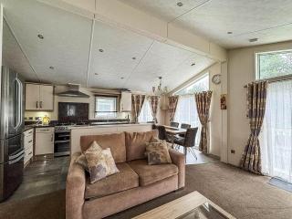 Luxury 6 Berth Lodge With Wifi At Broadland Sands In Suffolk Ref 20011Cv - 5