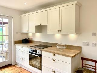 Forester's Cottage - 3