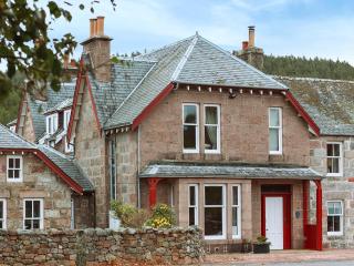 Potarch Lodge - 9