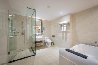 Holiday Inn Express Chengdu Tianfu Square by IHG - 5