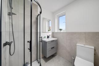 Stylish London 1-Bed Flat 5-15 mins to Central - 2