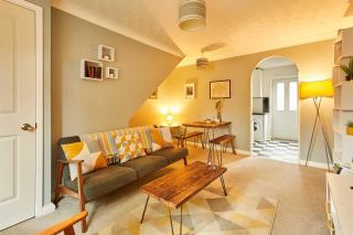 Host & Stay - Scaife Gardens - 2