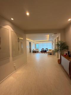Spacious 4BR Seoul Stay for Groups & Families Up to 10 - 3