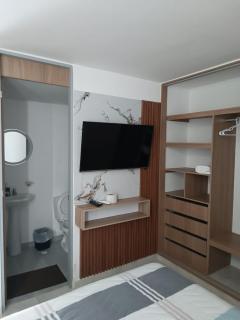 Apartamento cómodo, cerca aeropuerto, Wifi - 1