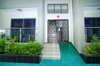 1 room in a 2 bedroom apt near the airport and SGR train station Nairobi Kenya - 6