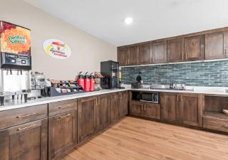 Super 8 by Wyndham Perham - 2