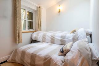 Quay Cottage - Waterfront Cottage in Dittisham, Sleeps 8 - 3