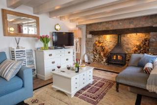 Quay Cottage - Waterfront Cottage in Dittisham, Sleeps 8 - 7