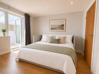 Manor Farmhouse - 8