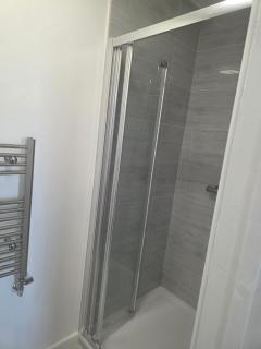 Erith Property - 1