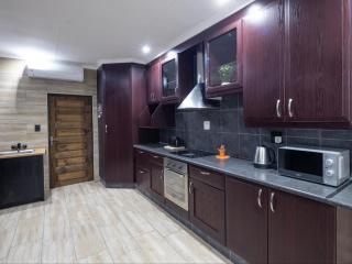 Fox Inn Guesthouse Lephalale - 1
