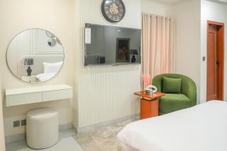 Premium 1BHK Luxury Stay with Private Pool Access - 4