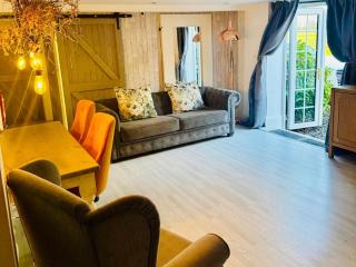 Deighton Lodge - 4