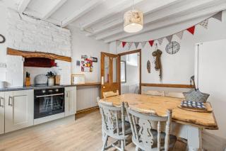 10 Mill Road - 7