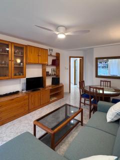 Amplio apartamento junto a la playa - 1