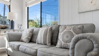Pinetree Parlor - 3