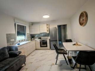 Apartma Alpine Gateway - 0