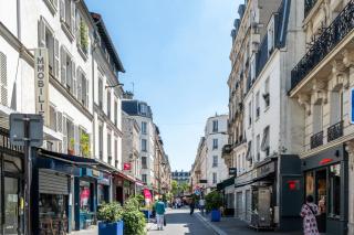 Paris Studio Roger 2 in Montparnasse Denfert Rochereau, with direct train RER B to and from CDG airport - 5