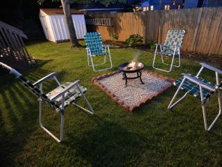 Cozy Beds with Parking, Laundry - Near RU, RWJ, NJ Transit - 8