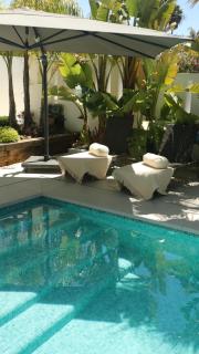 Marbella Bliss - Serenity 4-Bedroom VILLA with Exclisive HEATED Private POOL & Jacuzzi, Tropical Garden, Marbesa - Steps from the Cabopino Beach - 6
